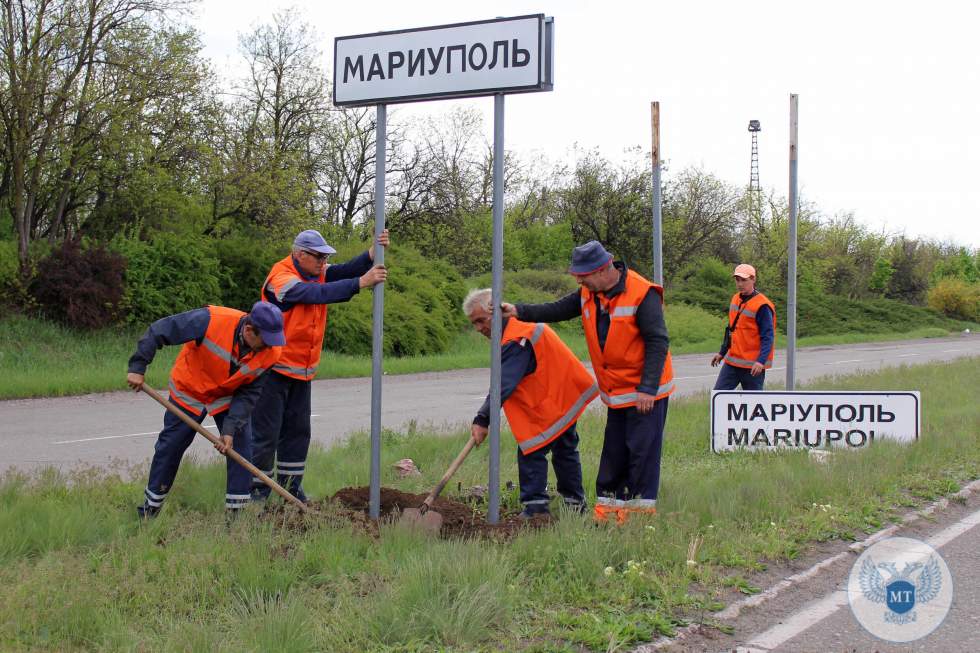 Annexés, indépendants ou ukrainiens : quel avenir pour les territoires occupés par la Russie ?