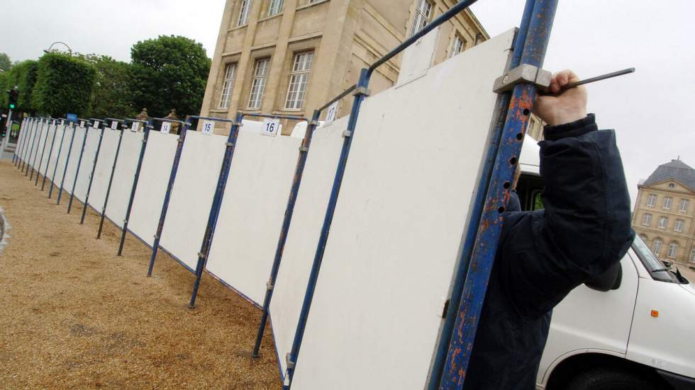 Législatives : la campagne officielle débute, les oppositions entrent dans la bataille