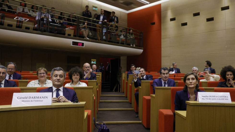 Chaos au Stade de France : au Sénat, l'UEFA conteste les chiffres de Gérald Darmanin