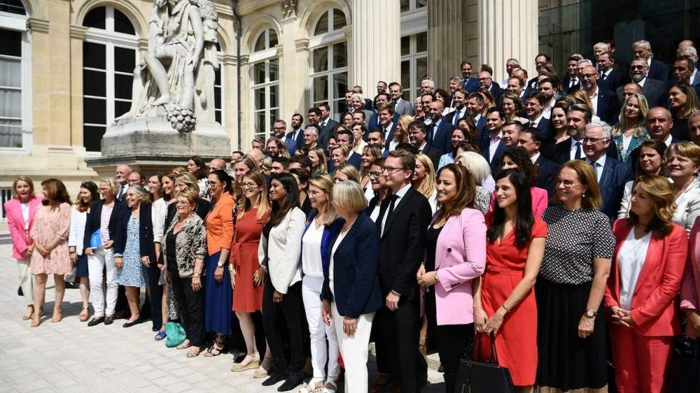 Législatives : les femmes en recul "historique" à l'Assemblée nationale