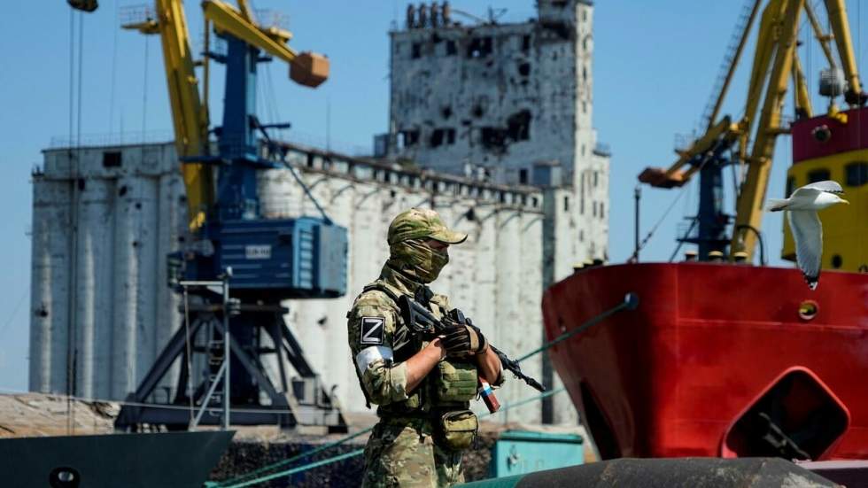 Un premier navire étranger autorisé à quitter le port ukrainien de Marioupol