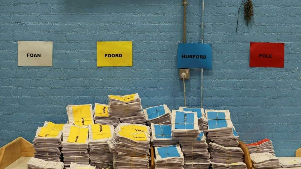 Royaume-Uni : après un série de "très mauvais résultats", le chef du parti conservateur démissionne Royaume-Uni : après un série de "très mauvais résultats", le chef du parti conservateur démissionne