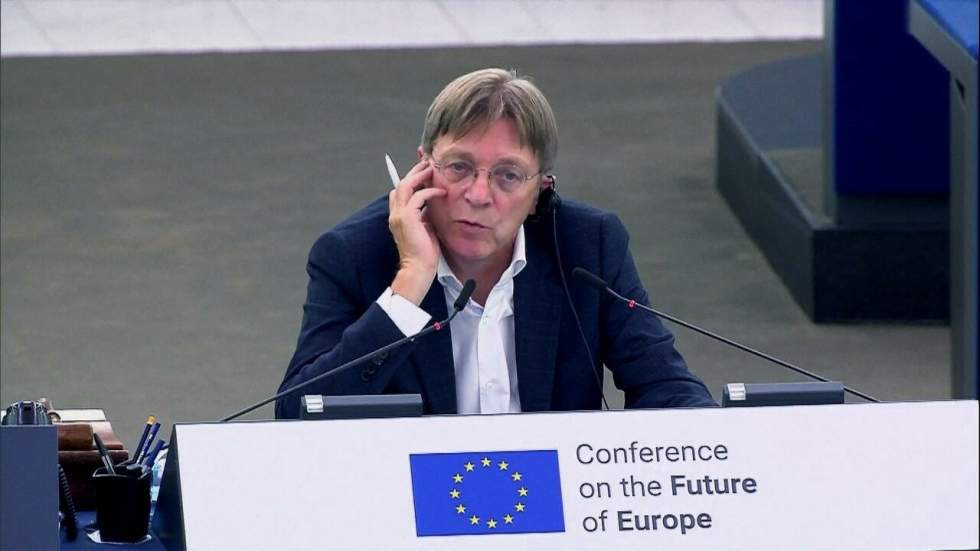 Conférence sur l'avenir de l'Europe : "On heurtera les traités s’il le faut", assure Guy Verhofstadt Conférence sur l'avenir de l'Europe : "On heurtera les traités s’il le faut", assure Guy Verhofstadt