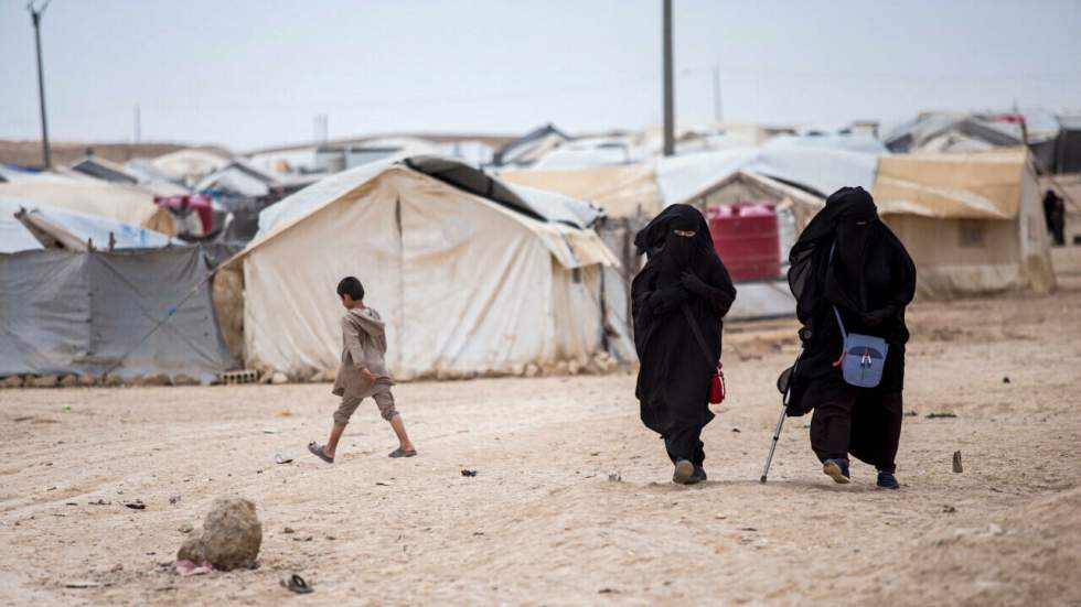 La France rapatrie 35 enfants et 16 mères détenus dans des camps en Syrie La France rapatrie 35 enfants et 16 mères détenus dans des camps en Syrie