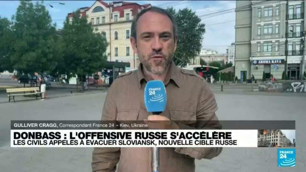 Les civils évacuent Sloviansk, nouvelle cible russe dans le Donbass