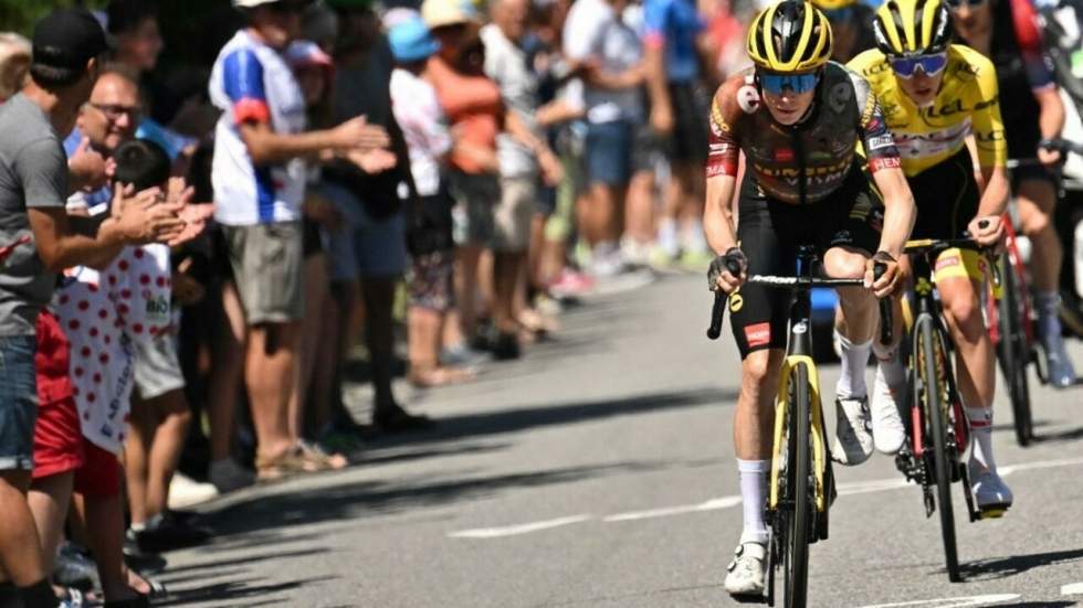 Tour de France : au sommet du Granon, Vingegaard fait craquer Pogacar et lui prend le maillot jaune