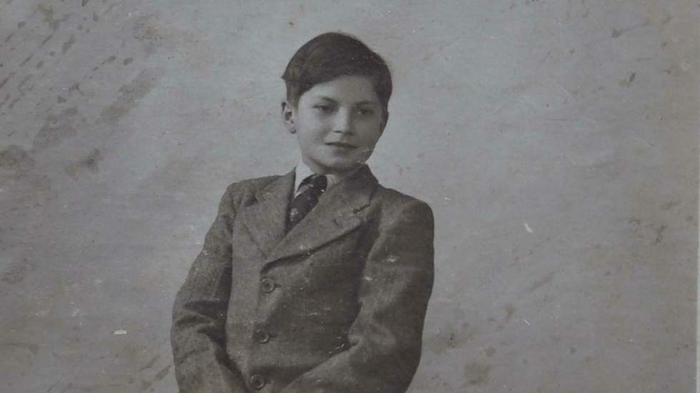 France : en souvenir d'Henri Bek, un garçon juif capturé lors des rafles de juillet 1942 France : en souvenir d'Henri Bek, un garçon juif capturé lors des rafles de juillet 1942