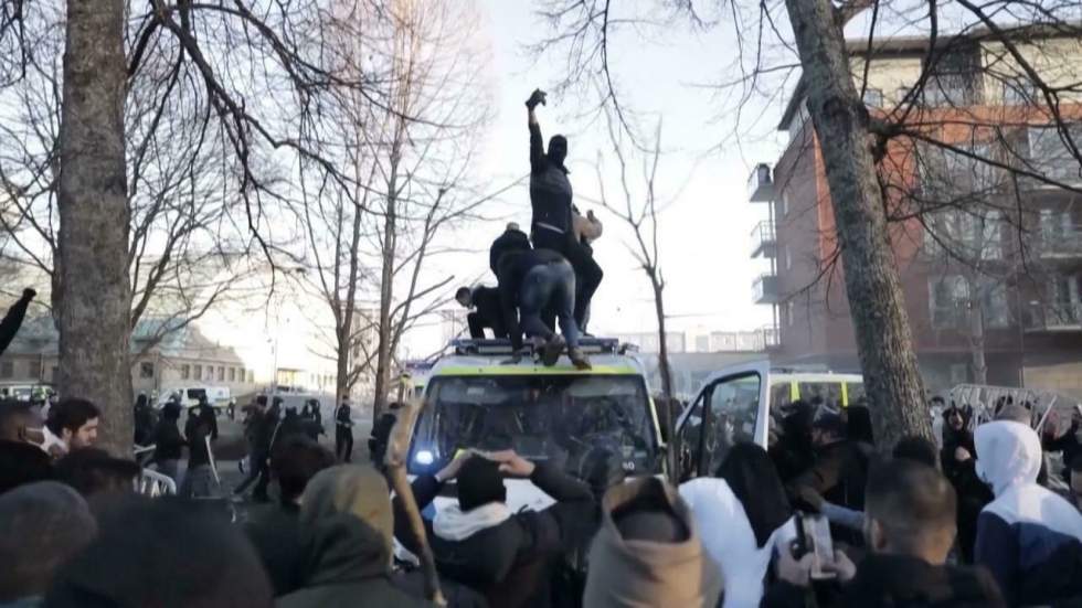L'incendie du Coran met à l'épreuve la position de la Suède sur la liberté d'expression
