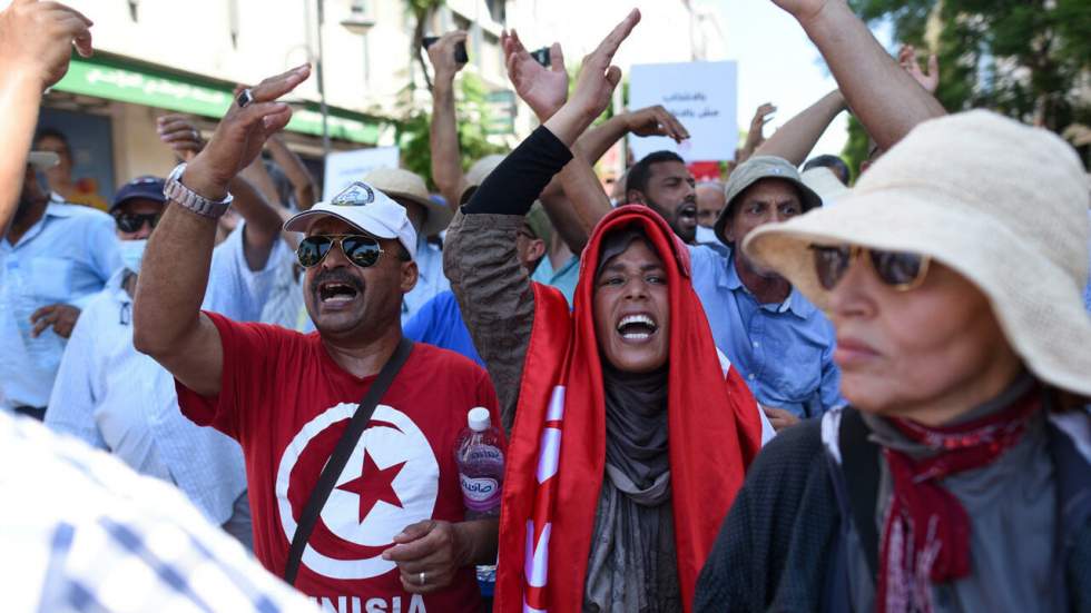 Référendum en Tunisie : "On refuse de voter pour une Constitution écrite par un seul homme"