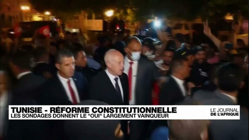 Référendum sur la Constitution en Tunisie : le "oui" l'emporte largement