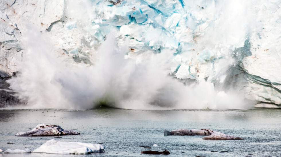 Accélération de la fonte des glaces, avec des conséquences bien visibles Accélération de la fonte des glaces, avec des conséquences bien visibles