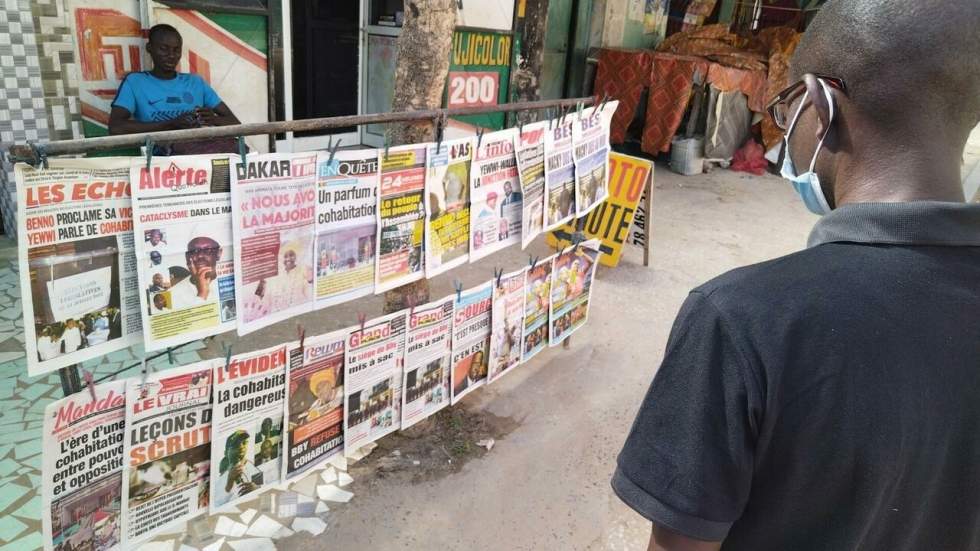Législatives au Sénégal : le camp présidentiel et l'opposition se disputent la victoire Législatives au Sénégal : le camp présidentiel et l'opposition se disputent la victoire