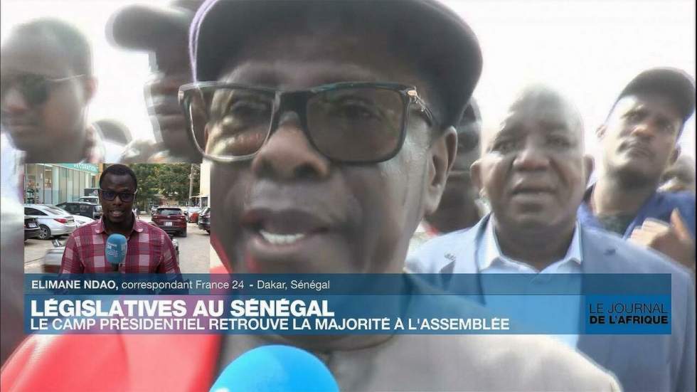 Sénégal : le camp présidentiel retrouve la majorité à l’Assemblée avec le ralliement de Pape Diop