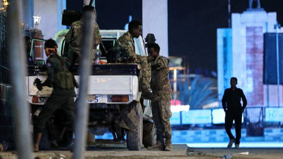 Somalie : plusieurs civils tués dans une attaque des Shebab dans un hôtel à Mogadiscio