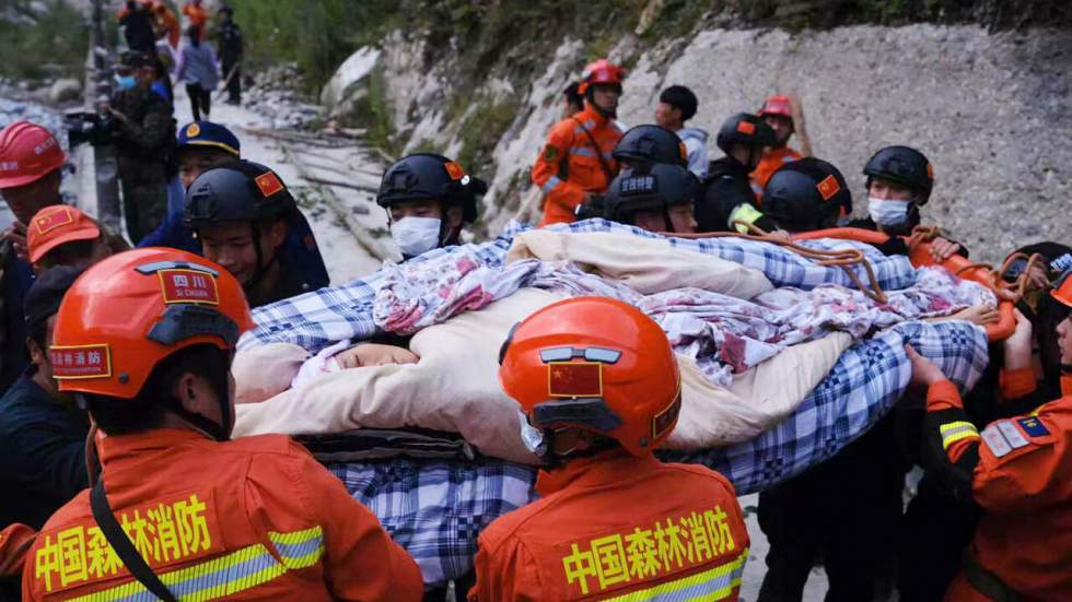 Séisme dans le Sichuan, en Chine : une soixantaine de morts, l'armée recherche les disparus