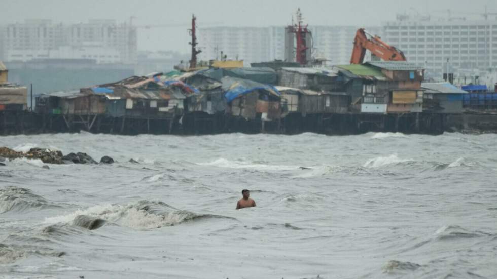 Les Philippines frappées par le supertyphon Noru, des milliers de personnes évacuées