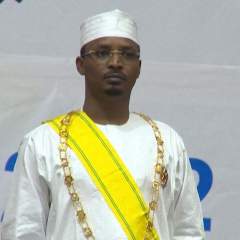 Tchad : le général Mahamat Idriss Déby Itno investi président Tchad : le général Mahamat Idriss Déby Itno investi président