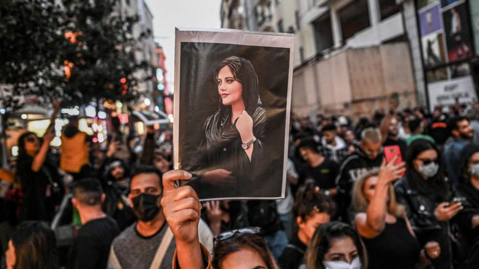 Mort de Mahsa Amini : un mois de manifestations et de répression en Iran