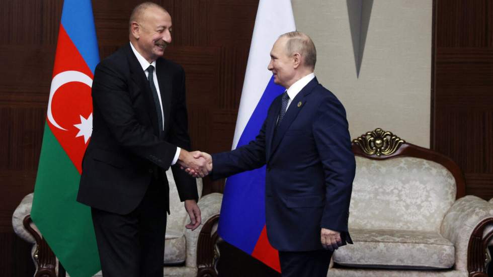 Moscou et Bakou s'en prennent aux déclarations de Macron sur le Haut-Karabakh Moscou et Bakou s'en prennent aux déclarations de Macron sur le Haut-Karabakh