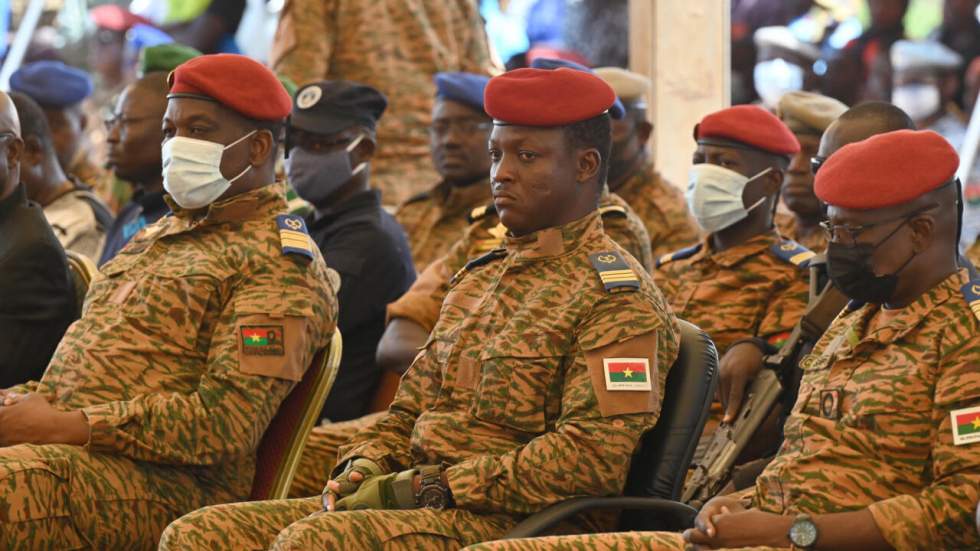 Au Burkina Faso, le putschiste Ibrahim Traoré désigné président de la transition