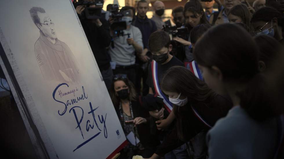 Mort de Samuel Paty : le ministre de l'Éducation, Pap Ndiaye, rend hommage au professeur Mort de Samuel Paty : le ministre de l'Éducation, Pap Ndiaye, rend hommage au professeur