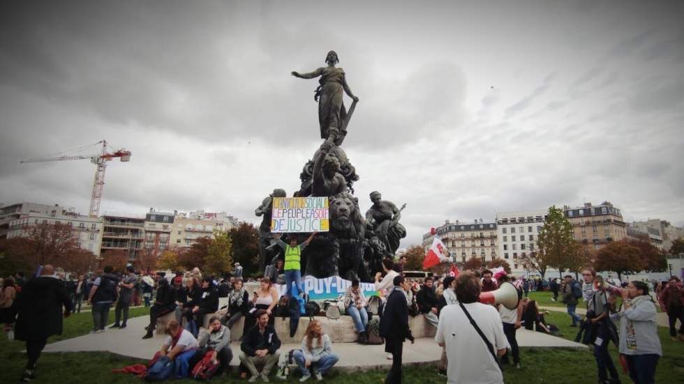 Manifestation à Paris contre la vie chère : "Taxer les riches, ce serait déjà pas mal"