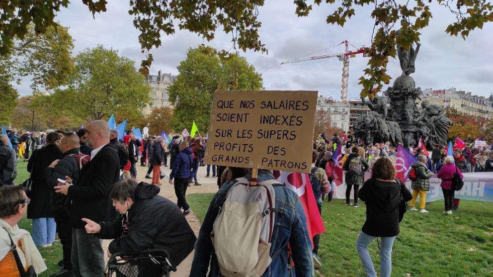 Manifestation à Paris contre la vie chère : "Taxer les riches, ce serait déjà pas mal"