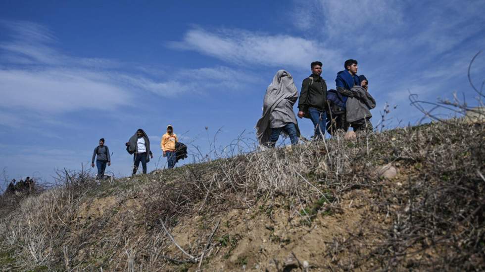 En Grèce, 92 migrants retrouvés nus à la frontière avec la Turquie