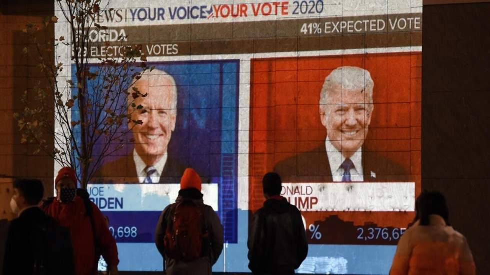 Élections de mi-mandat aux États-Unis : le duel Biden-Trump en arrière-plan