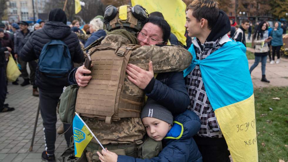 En images : Kherson n'en finit pas de fêter la libération de l'occupant russe En images : Kherson n'en finit pas de fêter la libération de l'occupant russe