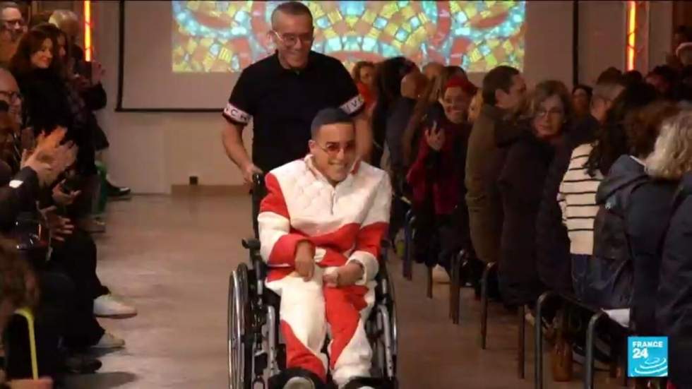 Quand les tenues et défilés de mode s'adaptent aux personnes en situation de handicap Quand les tenues et défilés de mode s'adaptent aux personnes en situation de handicap