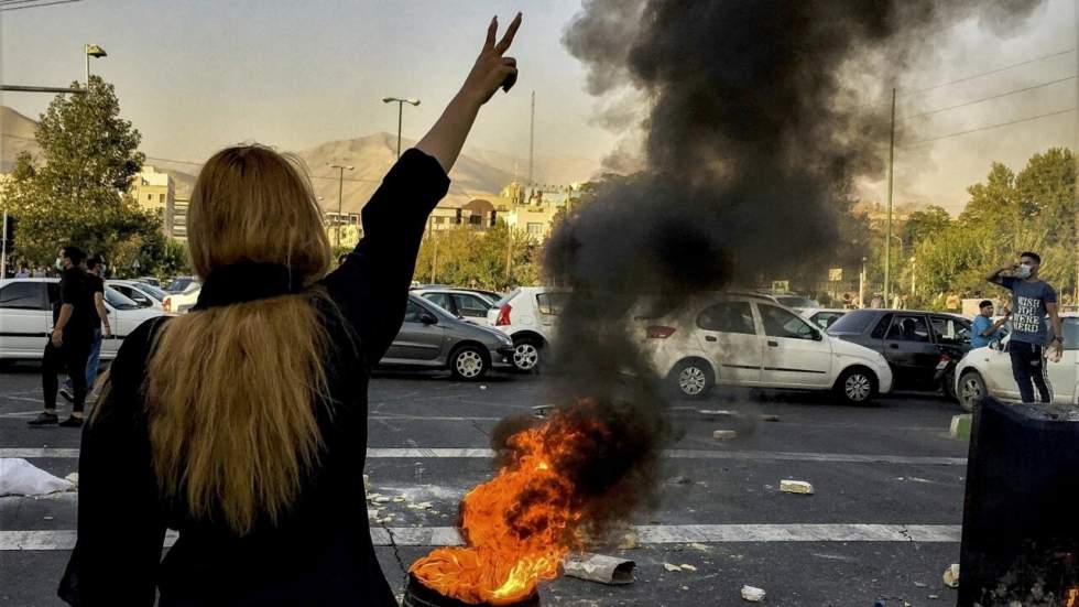 Manifestations en Iran : cinq personnes condamnées à la pendaison