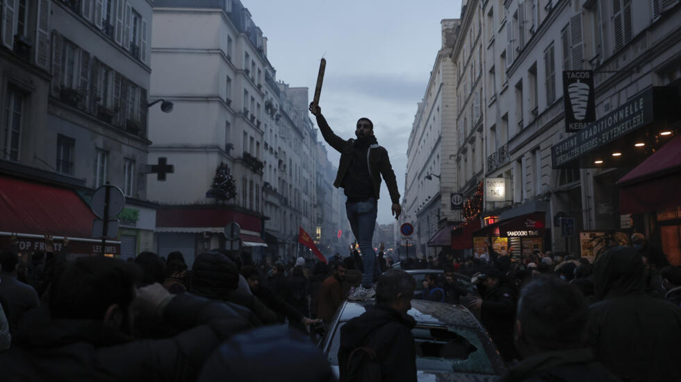 Après l'attaque contre des Kurdes à Paris, le mobile raciste retenu par l'enquête