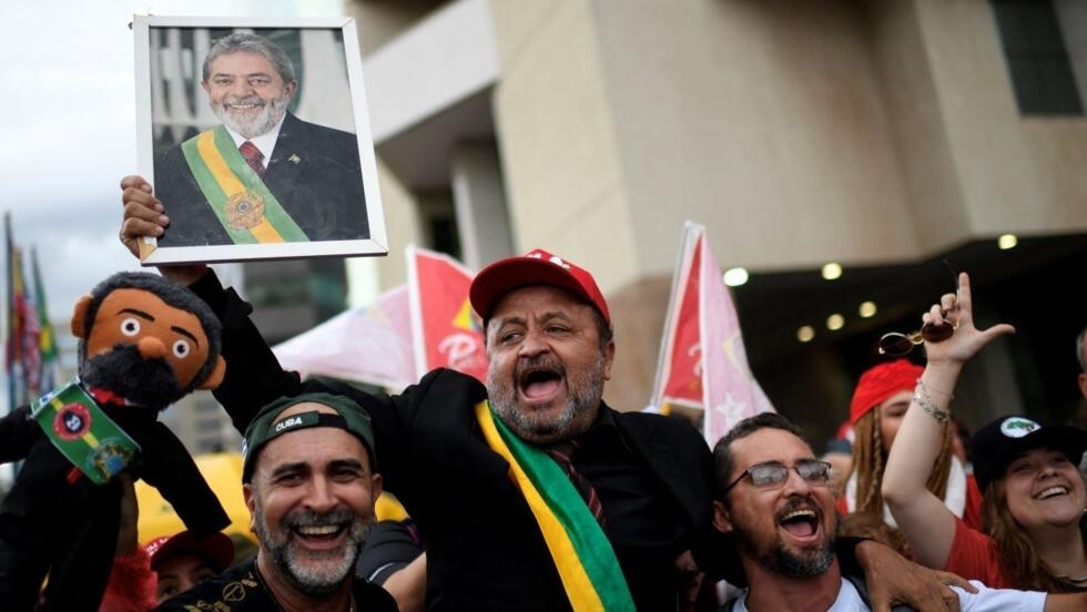 Au Brésil, Lula investi président pour la troisième fois Au Brésil, Lula investi président pour la troisième fois