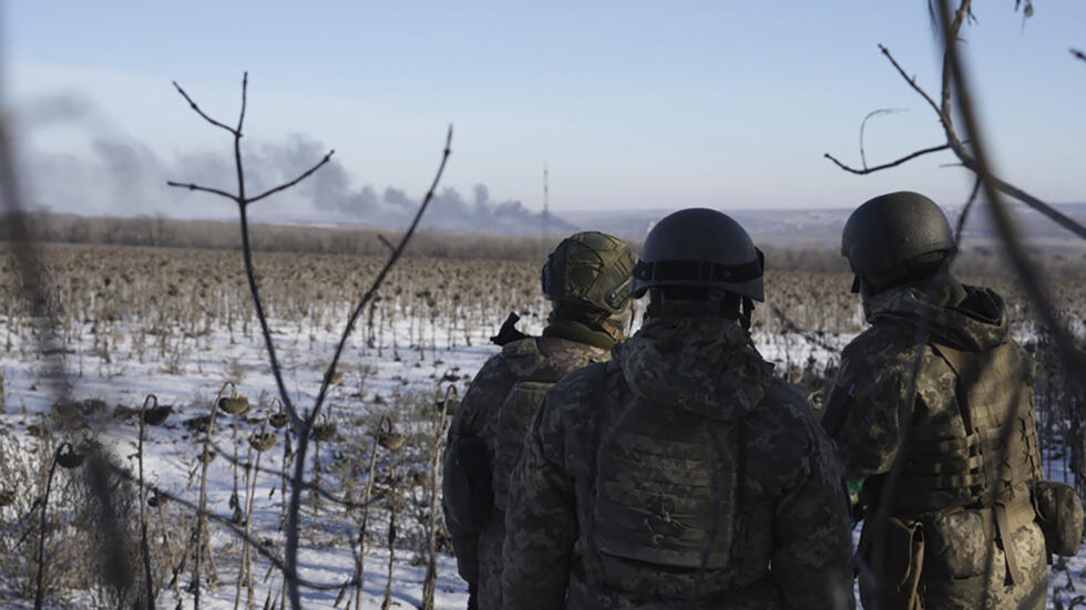 Le fil du 12 janvier : Zelensky veut donner "tout le nécessaire" à ses soldats à Bakhmout et Soledar