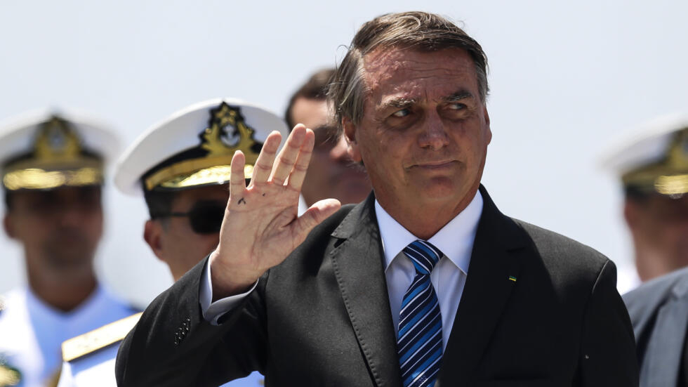L'ex-président du Brésil Jair Bolsonaro admet avoir commis "quelques erreurs à la maison" L'ex-président du Brésil Jair Bolsonaro admet avoir commis "quelques erreurs à la maison"