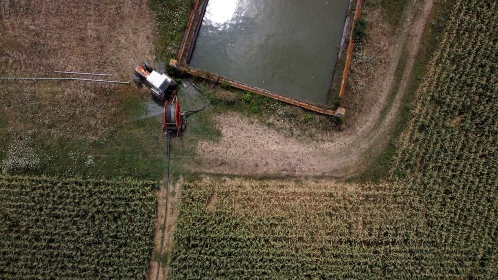 Sécheresse : réutiliser les eaux usées, une technique "d'avenir" à appliquer "au cas par cas"