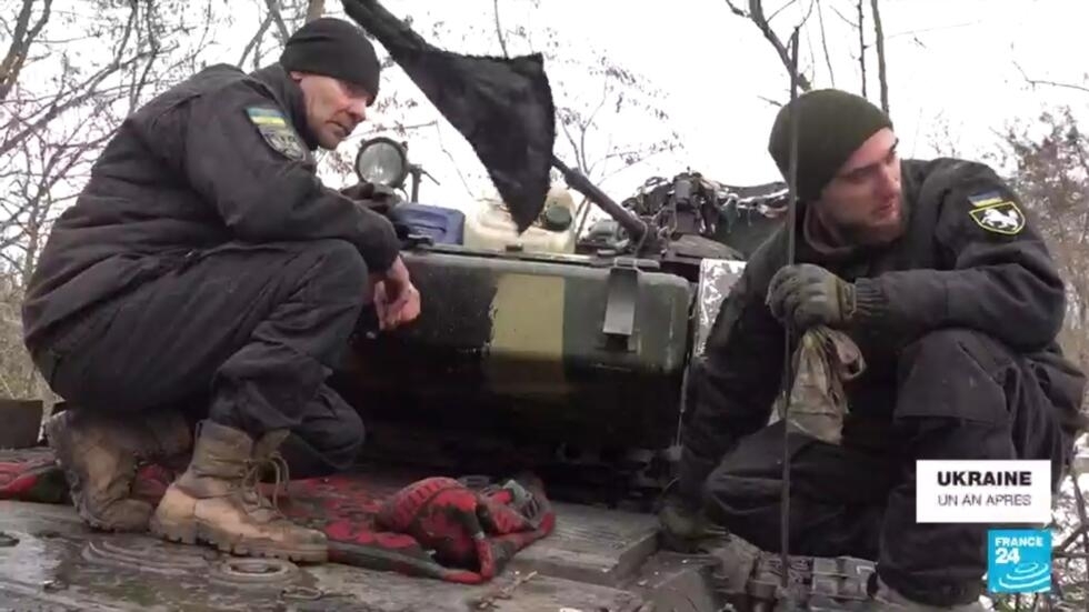 Dans le Donbass, avec une unité de chars proche de la ligne de front