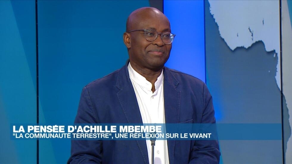 Achille Mbembe puise dans les mythes ancestraux africains pour affronter la crise écologique Achille Mbembe puise dans les mythes ancestraux africains pour affronter la crise écologique