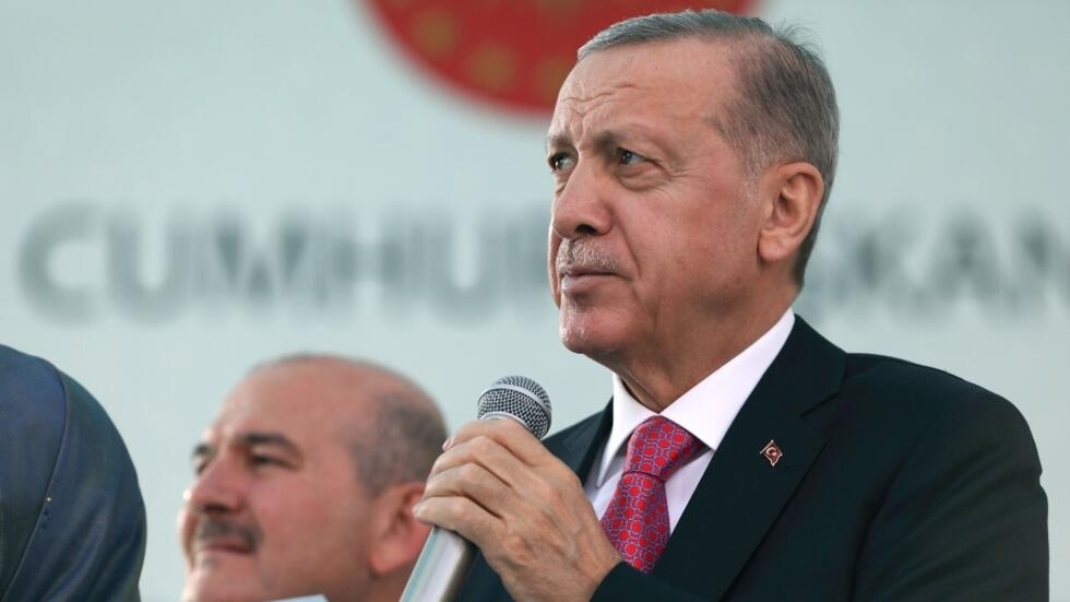 Recep Tayyip Erdogan maintient les élections présidentielle et législatives le 14 mai Recep Tayyip Erdogan maintient les élections présidentielle et législatives le 14 mai