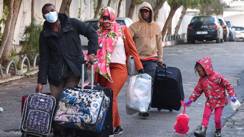 Des centaines de Subsahariens évacués de Tunisie après une flambée de violences racistes