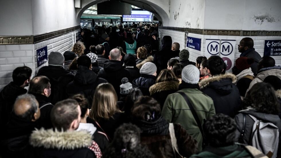 Mobilisation contre la réforme des retraites : le point sur les secteurs en grève