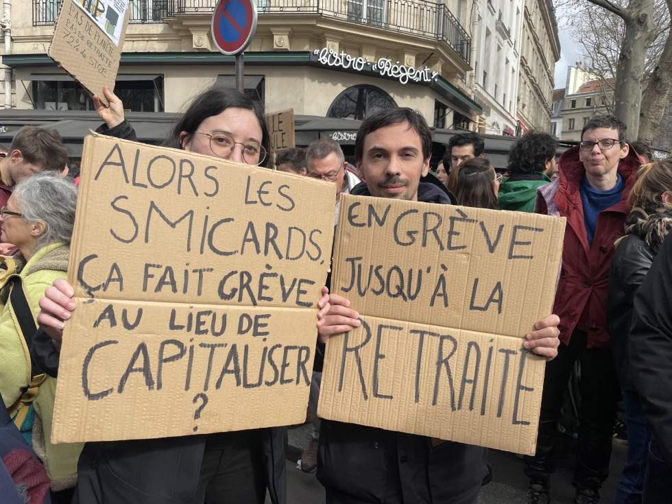 "Il faut tout bloquer !" : à Paris, la colère gronde contre Emmanuel Macron et le gouvernement