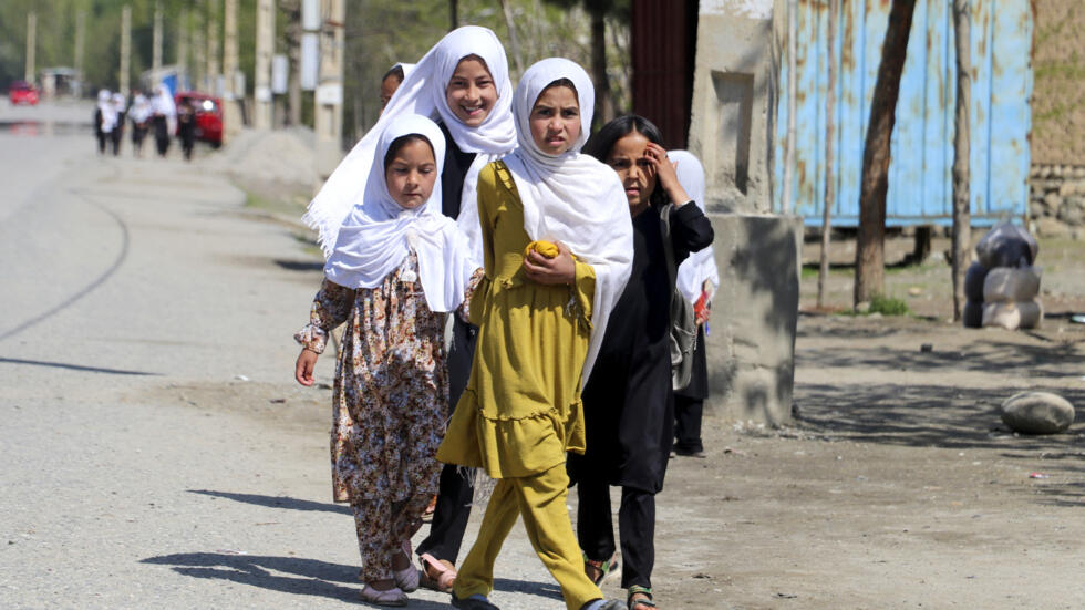 En Afghanistan, le fondateur d'une école pour filles arrêté