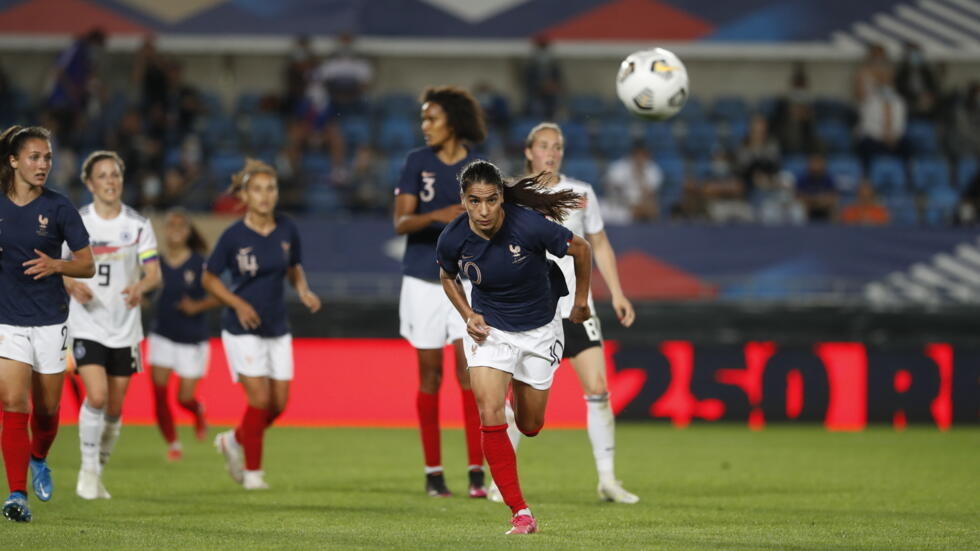 Football : accompagner les joueuses devenues mères, un nouveau chapitre pour les Bleues Football : accompagner les joueuses devenues mères, un nouveau chapitre pour les Bleues