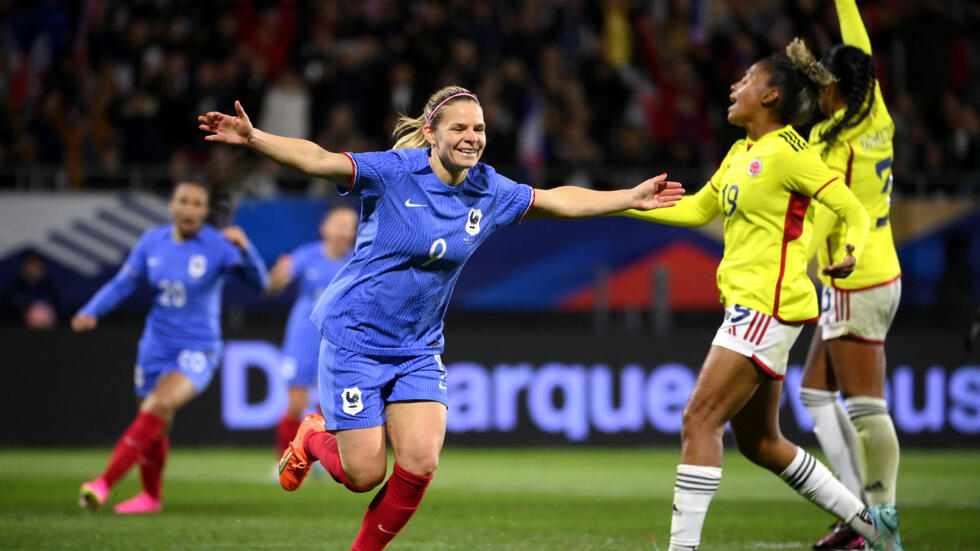 Football : les Bleues renversent la Colombie pour les débuts d'Hervé Renard