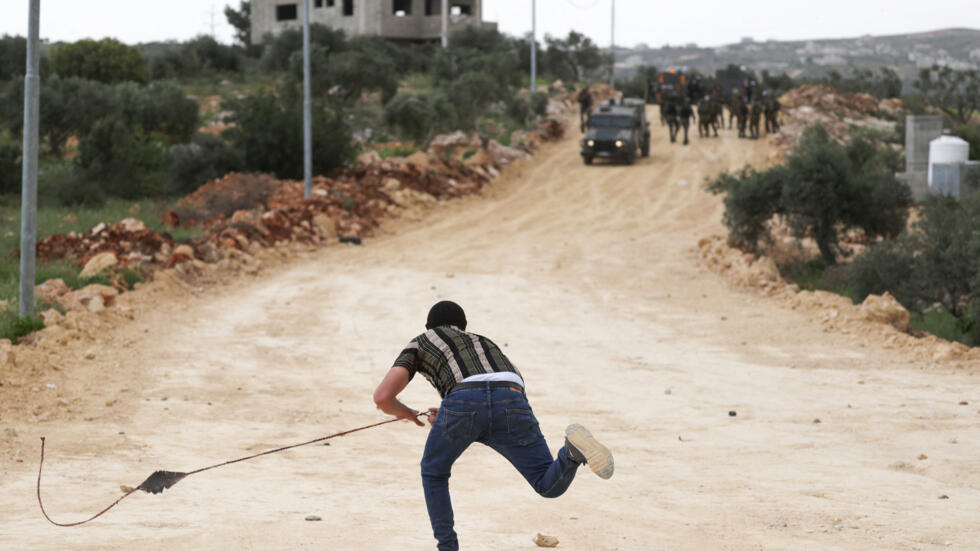 Un adolescent palestinien tué dans un raid israélien en Cisjordanie, décès d'une Israélienne