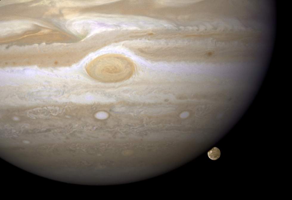 La mission Juice part explorer les lunes glacées de Jupiter en quête de vie extraterrestre La mission Juice part explorer les lunes glacées de Jupiter en quête de vie extraterrestre