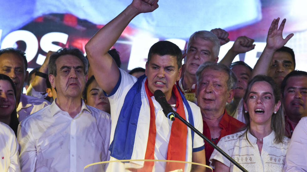 Le conservateur Santiago Peña remporte la présidentielle au Paraguay