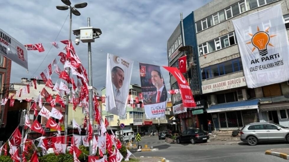 "Je pourrais mourir pour Erdogan" : à Kasimpasa, personne n’a oublié le réis "Je pourrais mourir pour Erdogan" : à Kasimpasa, personne n’a oublié le réis